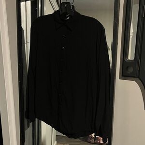 Hot Topic Black Casual Button Down Shirt